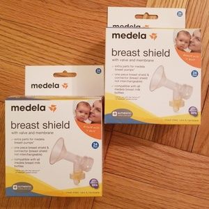 Medela Breast Shield with Valve and Membrane